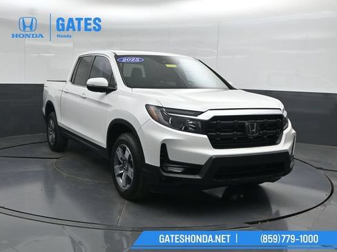 Certified 2025 Honda Ridgeline RTL image 4