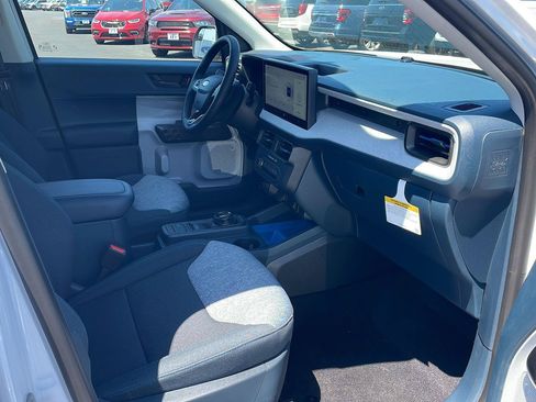 New 2026 Ford Maverick XLT w/ XLT Luxury Package FWD image 26