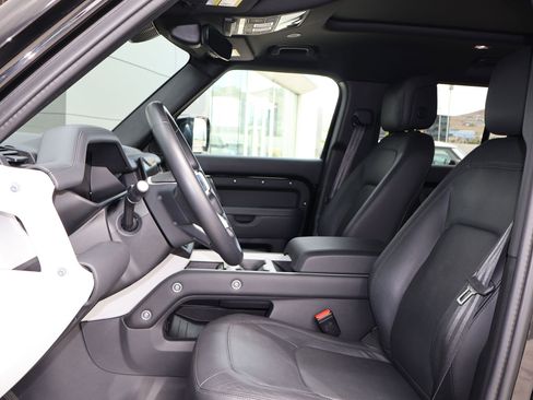 Certified 2025 Land Rover Defender 110 S AWD/4WD image 23
