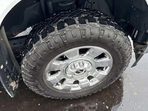 Used 2023 Ford F250 Lariat w/ Lariat Ultimate Package image 5