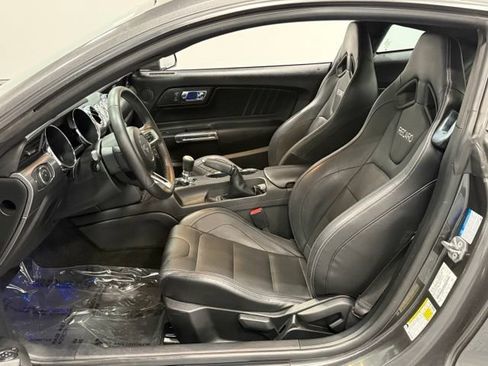 Used 2017 Ford Mustang GT Premium w/ GT Performance Package RWD image 11