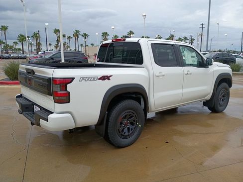 New 2026 Nissan Frontier PRO-4X w/ Tow Package AWD/4WD image 5