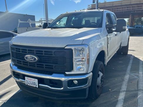 Used 2025 Ford F350 XL image 3