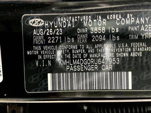 Used 2024 Hyundai Elantra SEL image 19