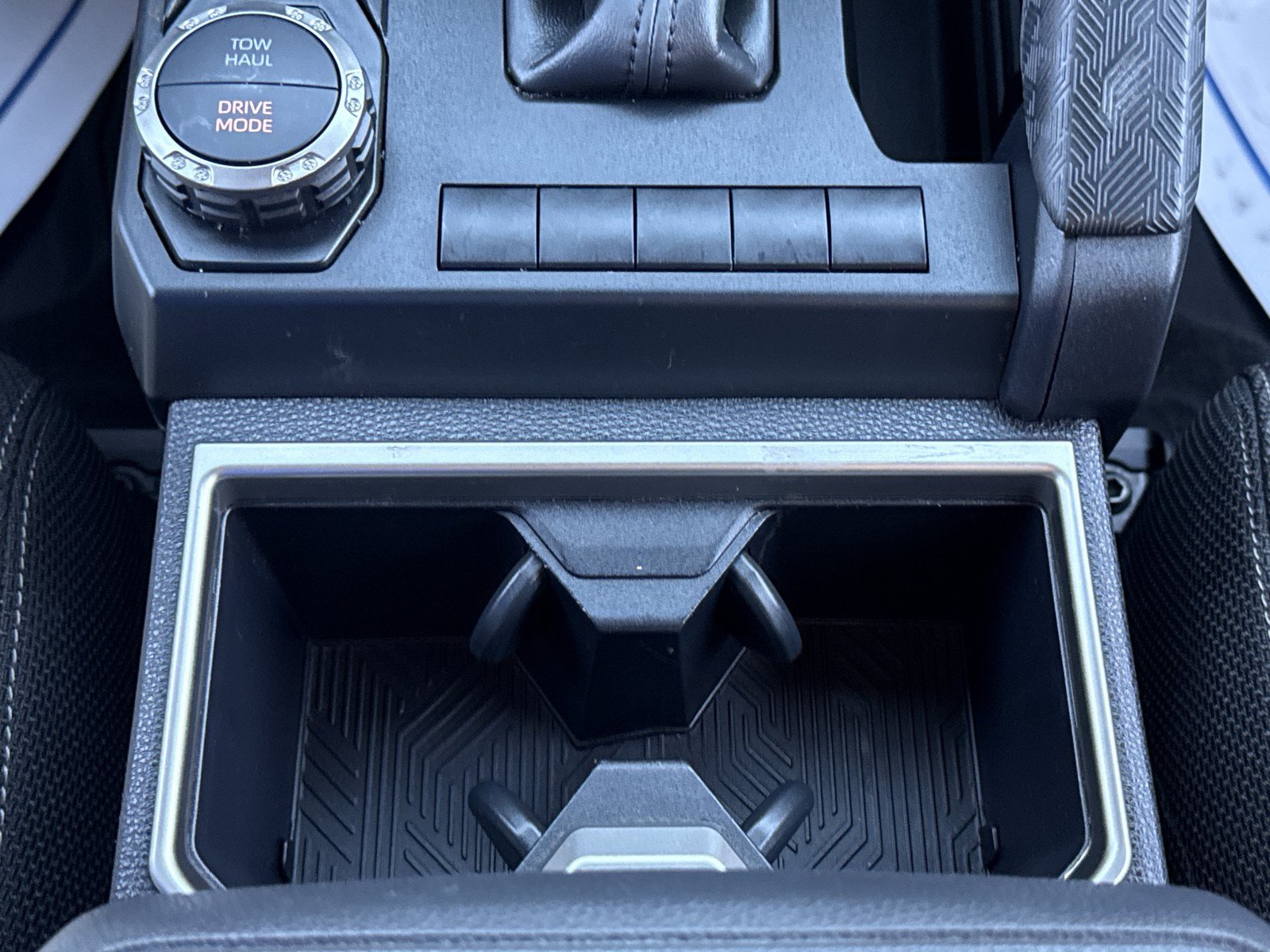 Used 2025 Toyota 4Runner SR5 RWD image 27