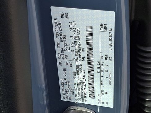 Certified 2024 Ford Escape Platinum AWD/4WD image 26