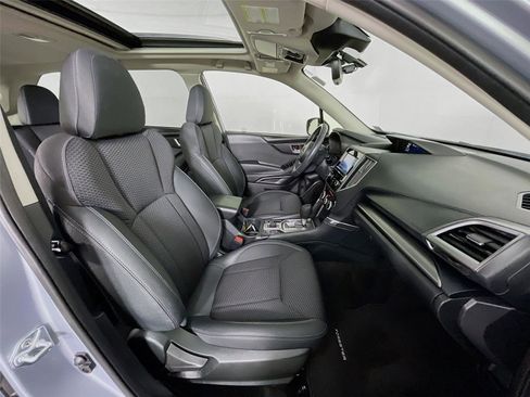 Used 2024 Subaru Forester Premium image 32