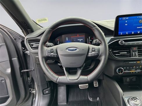 Used 2024 Ford Escape ST-Line Select image 12