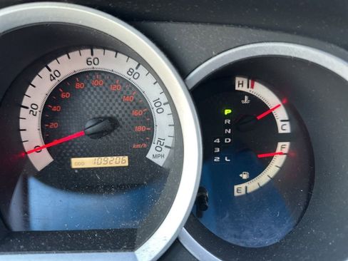 Used 2014 Toyota Tacoma 4x4 Access Cab V6 w/ SR5 Package image 27