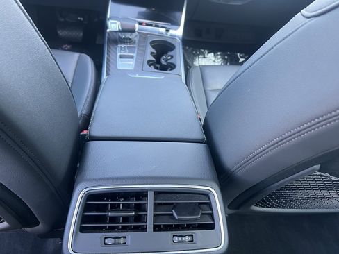 Used 2021 Audi A6 3.0T Premium w/ Convenience Package image 19