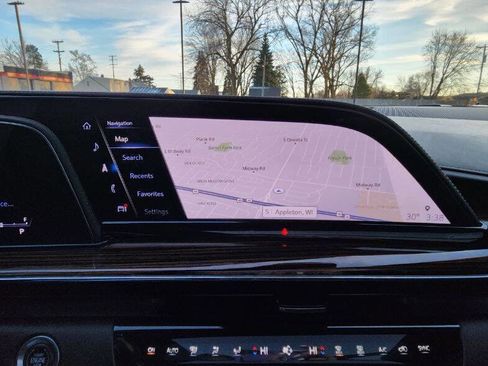 Used 2023 Cadillac Escalade ESV Premium Luxury image 42