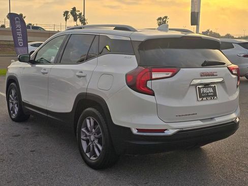 Used 2023 GMC Terrain SLT w/ Infotainment Package II image 7