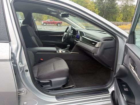 Used 2025 Toyota Camry LE FWD image 14