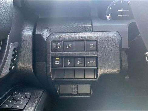 Used 2025 Toyota 4Runner Limited AWD/4WD image 34