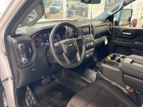 New 2026 GMC Sierra 3500 Pro w/ Convenience Package image 13