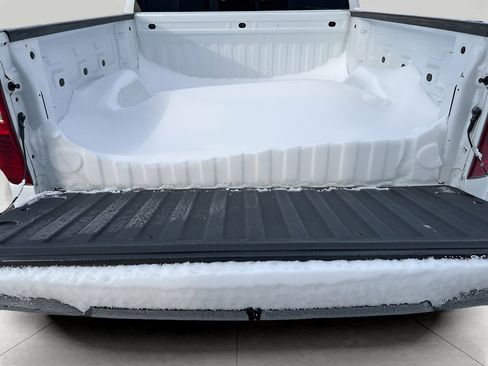 Used 2023 Chevrolet Silverado 1500 LT image 28