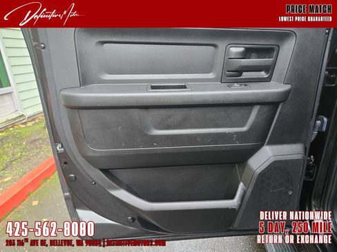 Used 2018 RAM 3500 Tradesman w/ Chrome Appearance Group image 26