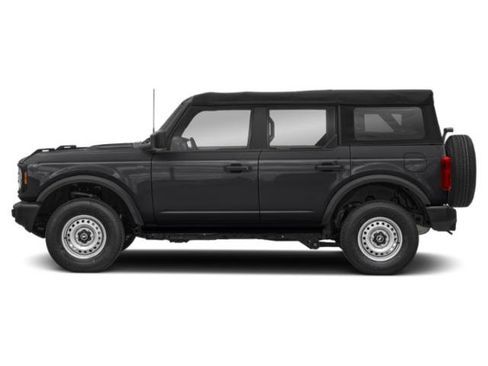 Used 2022 Ford Bronco 4-Door image 2