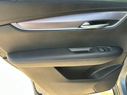 Used 2023 Cadillac XT5 Luxury FWD image 26