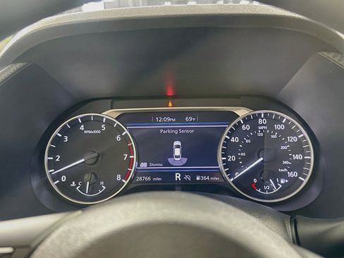 Used 2025 Nissan Sentra SV FWD image 22