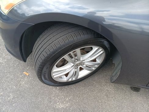 Used 2012 INFINITI G37 Journey w/ Premium Pkg image 26