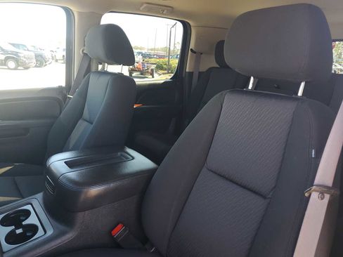 Used 2011 Chevrolet Suburban LS w/ Convenience Package 1 image 13
