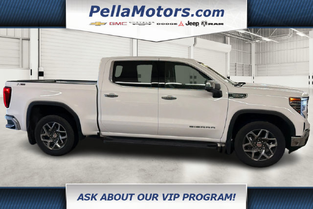 Used 2023 GMC Sierra 1500 SLT w/ X31 Off-Road Package AWD/4WD image 2