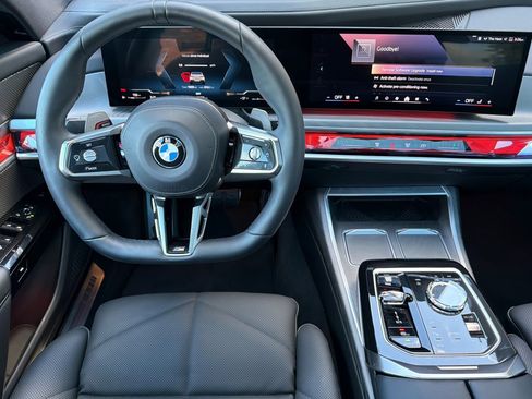Certified 2023 BMW 740i image 18