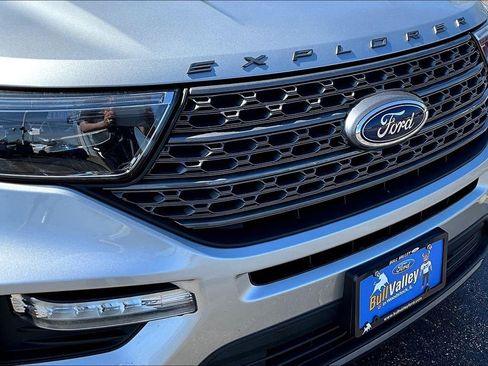 Used 2021 Ford Explorer XLT w/ Equipment Group 202A AWD/4WD image 37