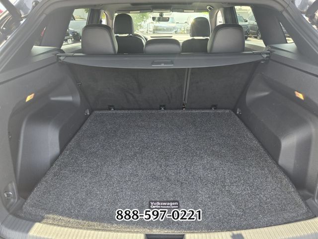 Used 2022 Volkswagen Atlas Cross Sport SE w/ Panoramic Sunroof Package FWD image 17
