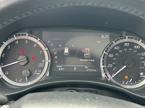 Used 2023 Toyota Highlander XLE image 40