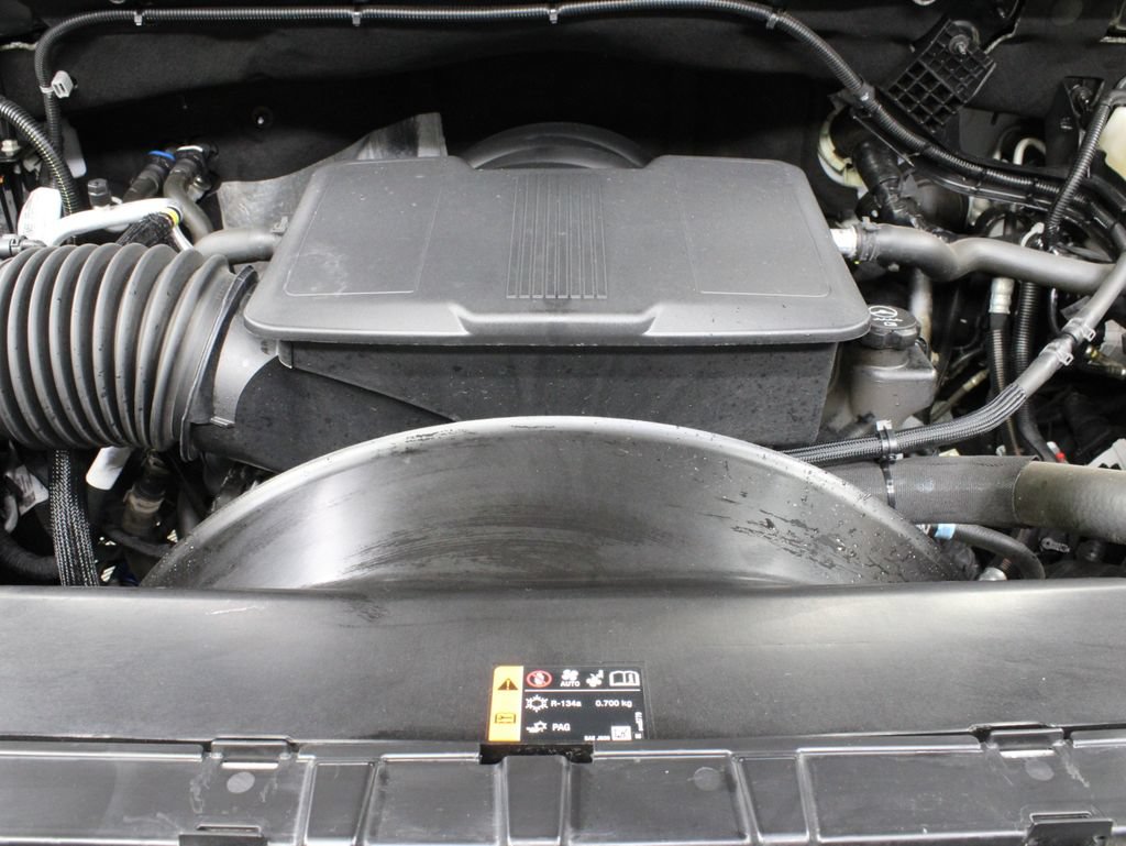 Used 2025 Chevrolet Silverado 2500 ZR2 w/ Technology Package AWD/4WD image 40