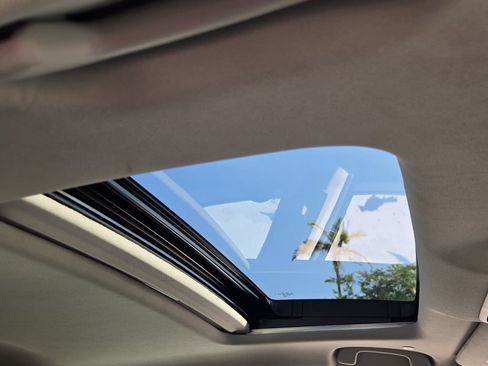 Certified 2024 Honda Accord EX image 17
