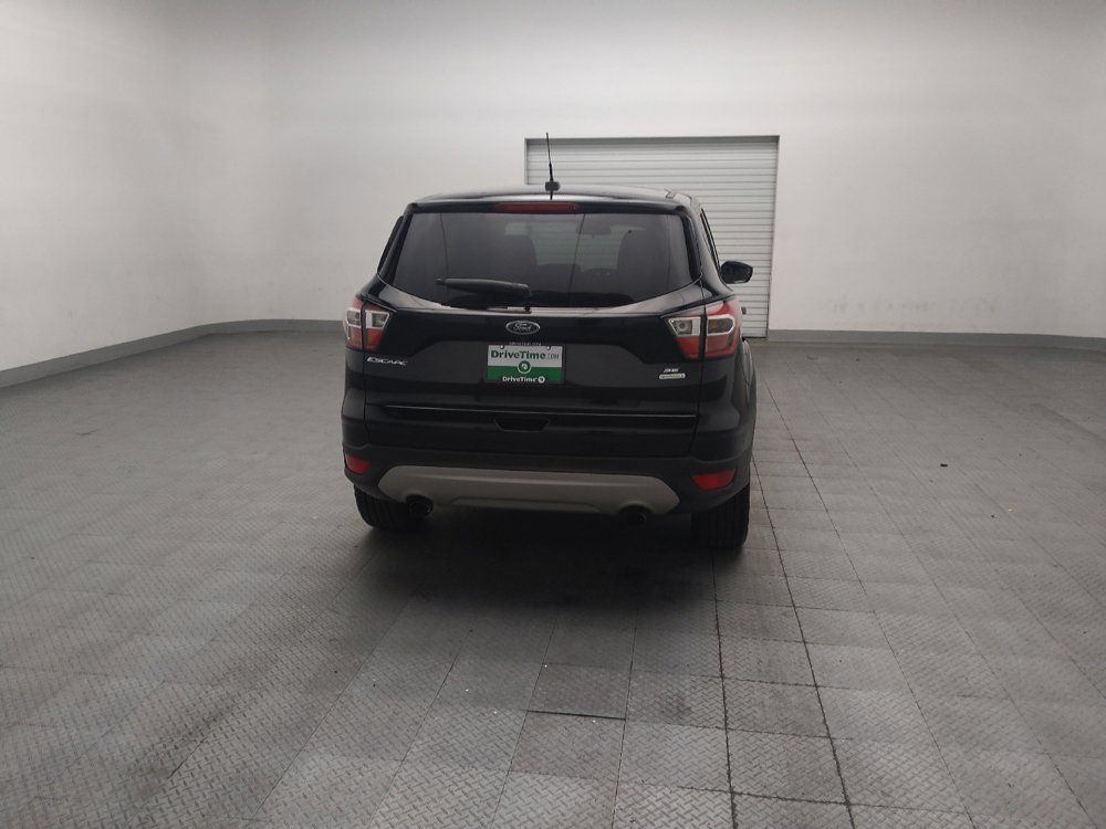Used 2017 Ford Escape SE FWD image 7