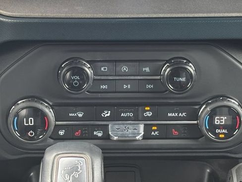 Used 2024 Ford Bronco Outer Banks AWD/4WD image 5