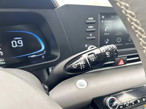 Certified 2025 Hyundai Elantra Sport image 25