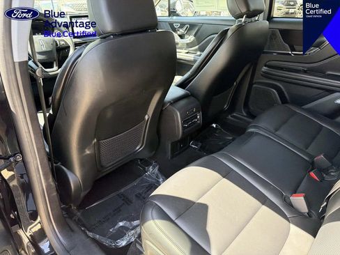 Used 2022 Lincoln Corsair FWD w/ Equipment Group 101A image 11