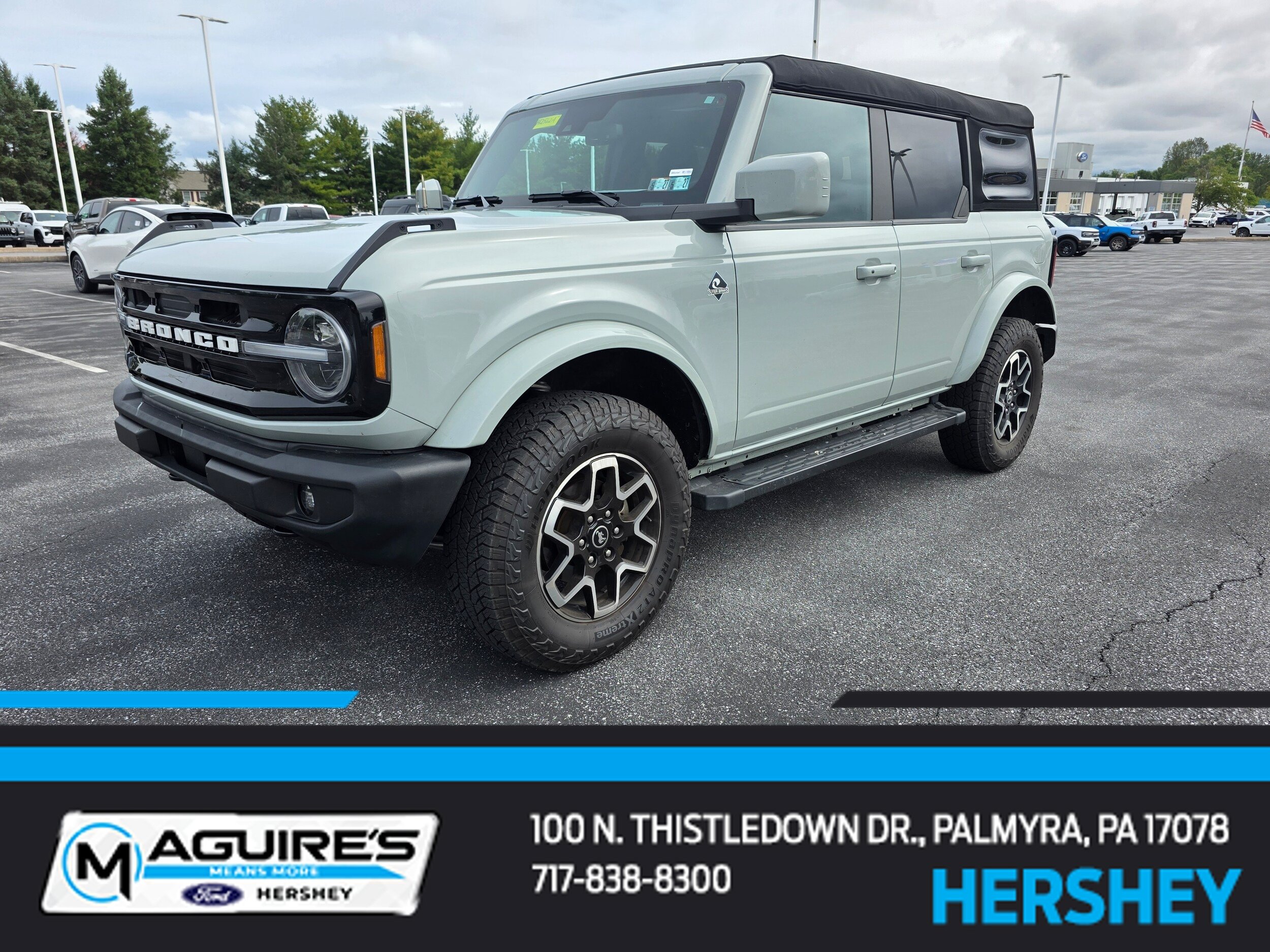 Used 2023 Ford Bronco Outer Banks AWD/4WD image 1