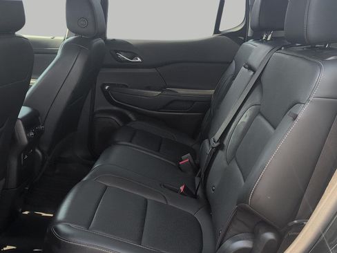 Used 2023 GMC Acadia SLT AWD/4WD image 22