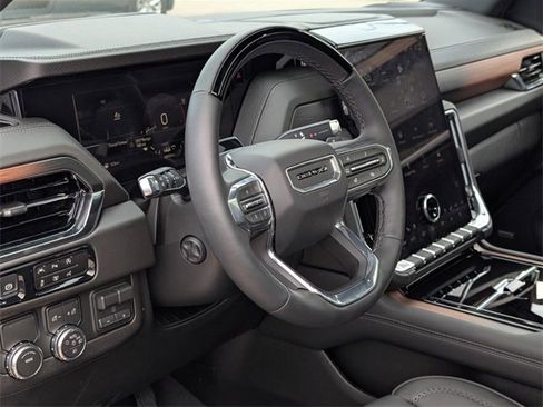 New 2026 GMC Yukon Denali w/ Advanced Technology Package image 15