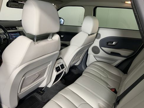 Used 2015 Land Rover Range Rover Evoque Pure Plus image 26