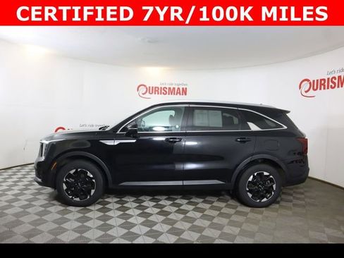 Used 2024 Kia Sorento S image 9