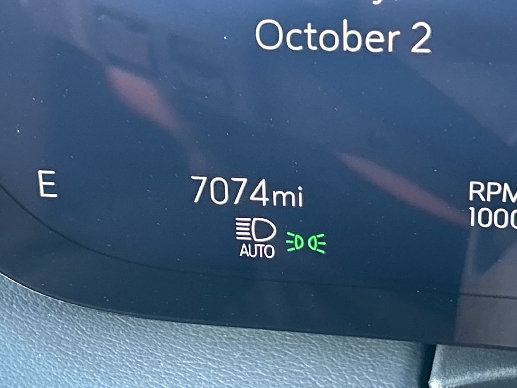 Used 2025 Buick Enclave Avenir w/ Super Cruise Package AWD/4WD image 12