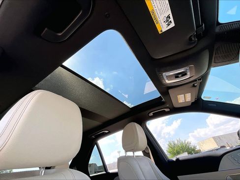 Used 2025 Mercedes-Benz GLE 350 4MATIC image 12