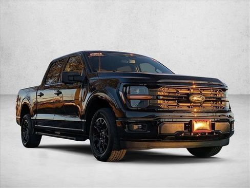 Used 2024 Ford F150 XLT w/ XLT Black Appearance Package image 2