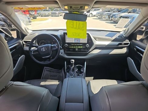 Used 2020 Toyota Highlander Platinum AWD/4WD image 37