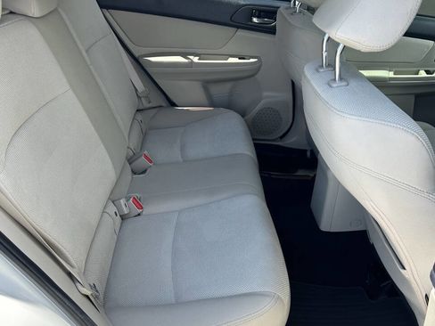 Used 2014 Subaru Crosstrek 2.0i Premium w/ Moonroof Package image 18