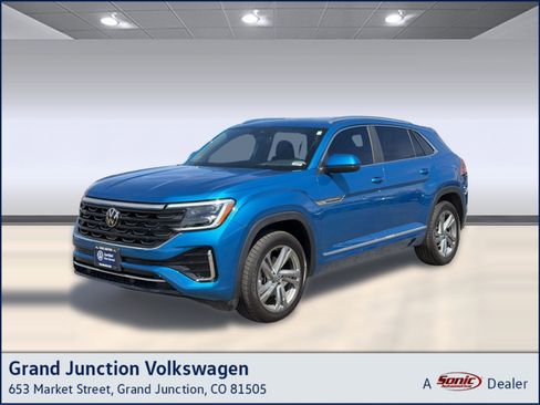 Certified 2024 Volkswagen Atlas Cross Sport SEL R-Line AWD/4WD image 1