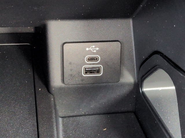 Certified 2024 Ford Ranger XL RWD image 21
