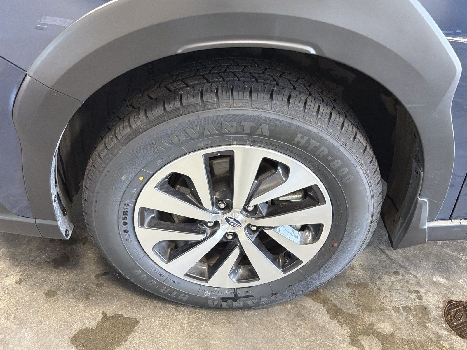 Certified 2025 Subaru Outback Premium AWD/4WD image 12